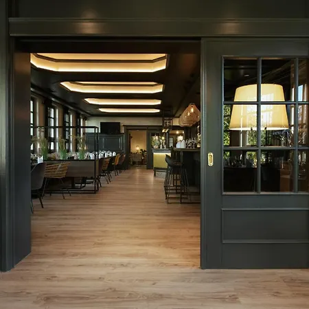 Stadt Hamburg מלון באד זאלצפלן