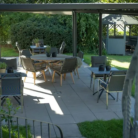 Stadt Hamburg מלון 3*