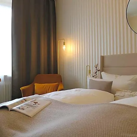 Stadt Hamburg 3*